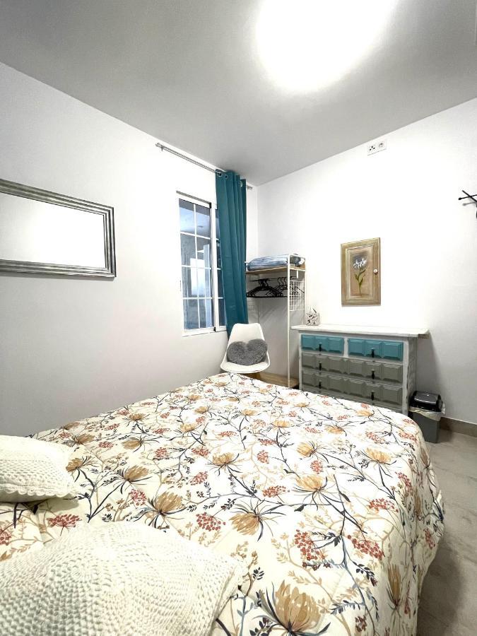 Comfortable Carolina En Alicante Exterior foto