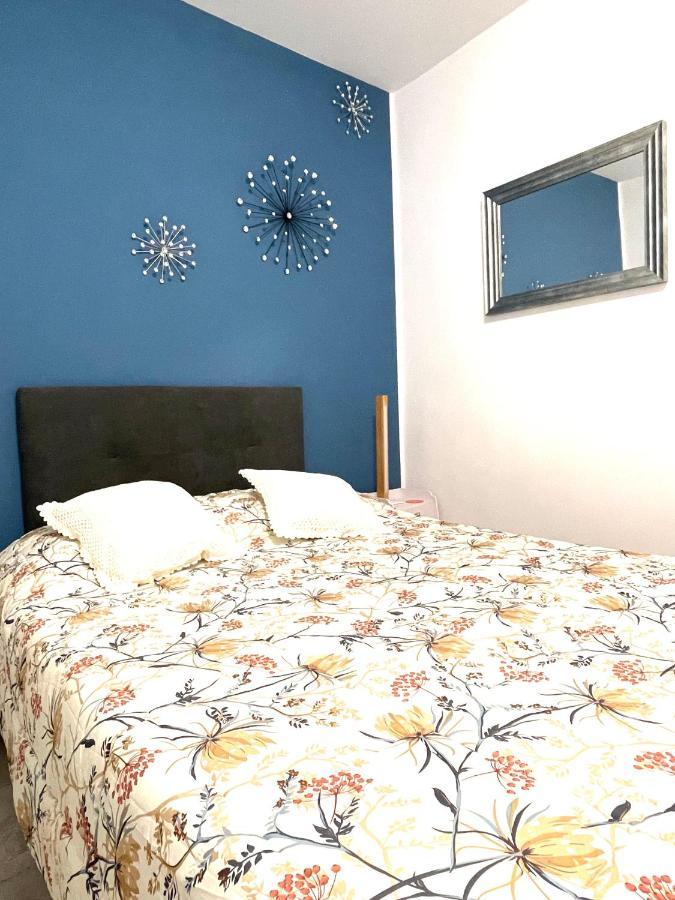 Comfortable Carolina En Alicante Exterior foto