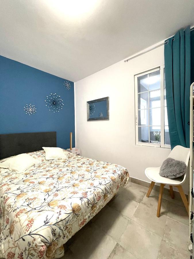 Comfortable Carolina En Alicante Exterior foto